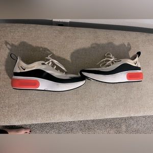 Womens Nike Airmax Dia Brand New Size 8 1/2